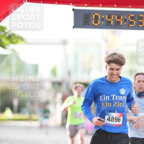 12.06.2026 - Holstenköstenlauf LAZAROV Photography http://msf.ph/oto/9739473 12.06.2026 19:44:52 Laufen 3881, 4193, 4294, 4896 meine-sportfotos.de