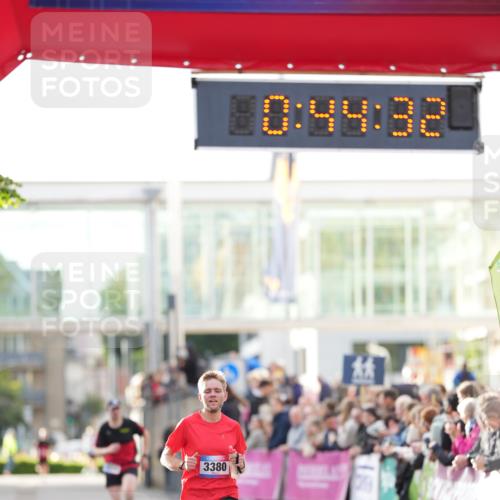 12.06.2026 - Holstenköstenlauf LAZAROV Photography http://msf.ph/oto/9739490 12.06.2026 19:44:32 Laufen 3380, 4314, 4513, 4573 meine-sportfotos.de