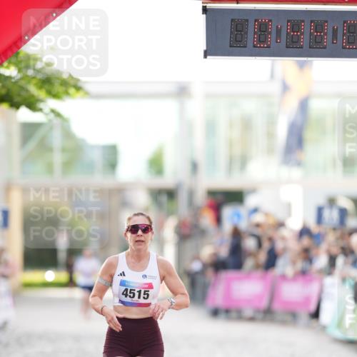 12.06.2026 - Holstenköstenlauf LAZAROV Photography http://msf.ph/oto/9739509 12.06.2026 19:43:59 Laufen 3272, 4515 meine-sportfotos.de