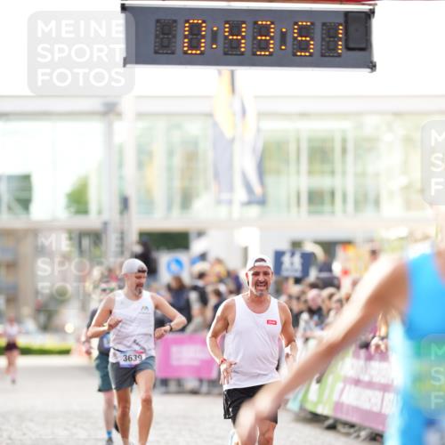 12.06.2026 - Holstenköstenlauf LAZAROV Photography http://msf.ph/oto/9739519 12.06.2026 19:43:50 Laufen 3272, 3599, 3639, 4434 meine-sportfotos.de