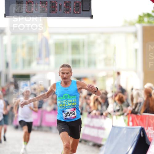 12.06.2026 - Holstenköstenlauf LAZAROV Photography http://msf.ph/oto/9739520 12.06.2026 19:43:49 Laufen 3599, 3639, 4434 meine-sportfotos.de