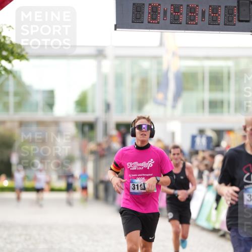 12.06.2026 - Holstenköstenlauf LAZAROV Photography http://msf.ph/oto/9739527 12.06.2026 19:43:40 Laufen 3015, 3064, 3188, 3191, 3640, 4799, 4843 meine-sportfotos.de