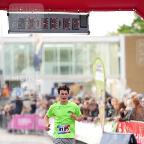 12.06.2026 - Holstenköstenlauf LAZAROV Photography http://msf.ph/oto/9739559 12.06.2026 19:43:03 Laufen 3046, 3420, 3555, 3748, 4195 meine-sportfotos.de