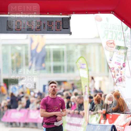 12.06.2026 - Holstenköstenlauf LAZAROV Photography http://msf.ph/oto/9739578 12.06.2026 19:42:39 Laufen 3210, 3294, 4614 meine-sportfotos.de