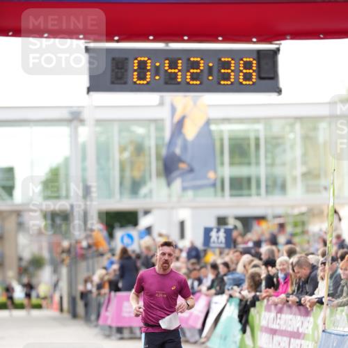 12.06.2026 - Holstenköstenlauf LAZAROV Photography http://msf.ph/oto/9739582 12.06.2026 19:42:38 Laufen 3210, 3294, 4614 meine-sportfotos.de