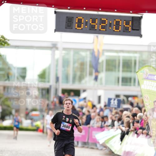 12.06.2026 - Holstenköstenlauf LAZAROV Photography http://msf.ph/oto/9739609 12.06.2026 19:42:03 Laufen 3680 meine-sportfotos.de