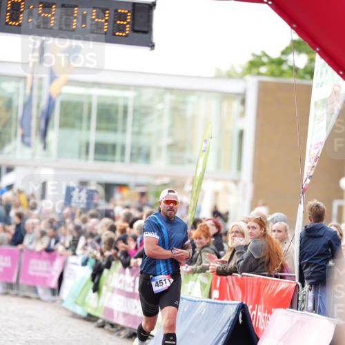 12.06.2026 - Holstenköstenlauf LAZAROV Photography http://msf.ph/oto/9739621 12.06.2026 19:41:42 Laufen 4239, 4511, 4862 meine-sportfotos.de