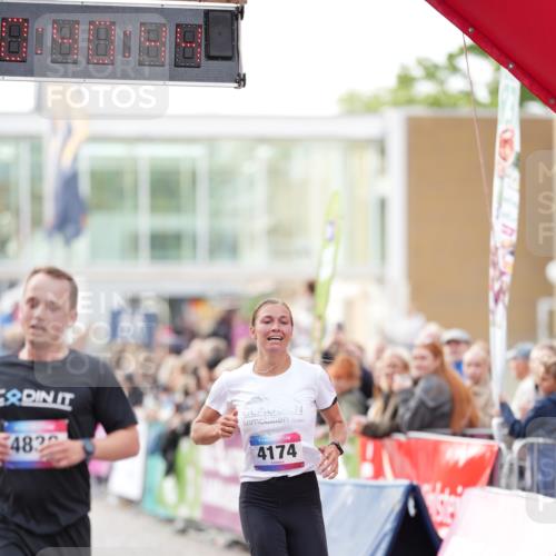 12.06.2026 - Holstenköstenlauf LAZAROV Photography http://msf.ph/oto/9739656 12.06.2026 19:40:43 Laufen 4174, 4242, 4830 meine-sportfotos.de