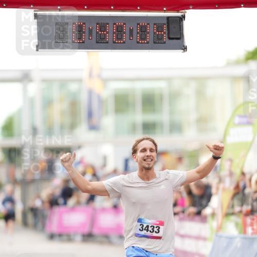 12.06.2026 - Holstenköstenlauf LAZAROV Photography http://msf.ph/oto/9739683 12.06.2026 19:40:04 Laufen 3433 meine-sportfotos.de