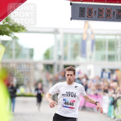 12.06.2026 - Holstenköstenlauf LAZAROV Photography http://msf.ph/oto/9739694 12.06.2026 19:39:47 Laufen 3700, 4640, 4655 meine-sportfotos.de