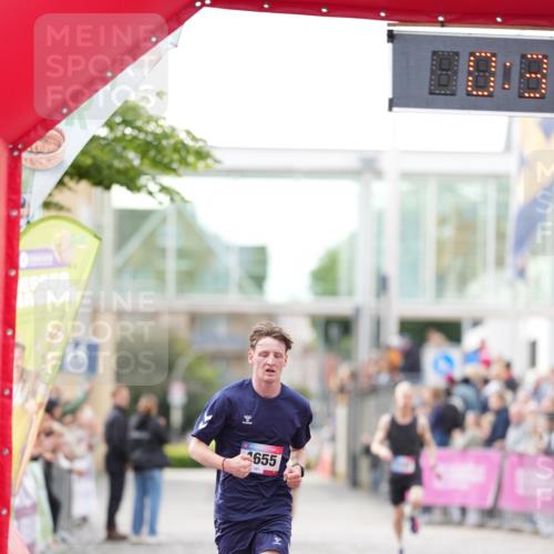 12.06.2026 - Holstenköstenlauf LAZAROV Photography http://msf.ph/oto/9739698 12.06.2026 19:39:43 Laufen 3700, 4640, 4655 meine-sportfotos.de