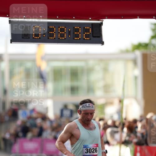 12.06.2026 - Holstenköstenlauf LAZAROV Photography http://msf.ph/oto/9739723 12.06.2026 19:38:31 Laufen 3026 meine-sportfotos.de