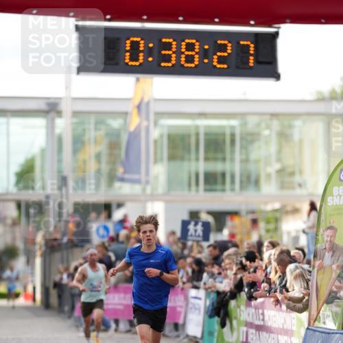 12.06.2026 - Holstenköstenlauf LAZAROV Photography http://msf.ph/oto/9739729 12.06.2026 19:38:26 Laufen 4422 meine-sportfotos.de