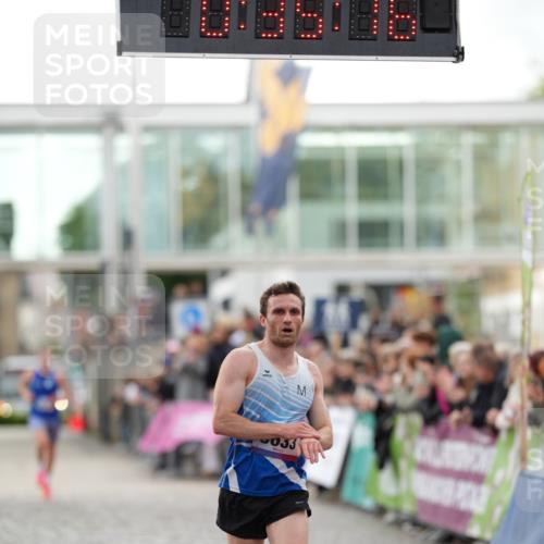 12.06.2026 - Holstenköstenlauf LAZAROV Photography http://msf.ph/oto/9739787 12.06.2026 19:35:15 Laufen 3633 meine-sportfotos.de