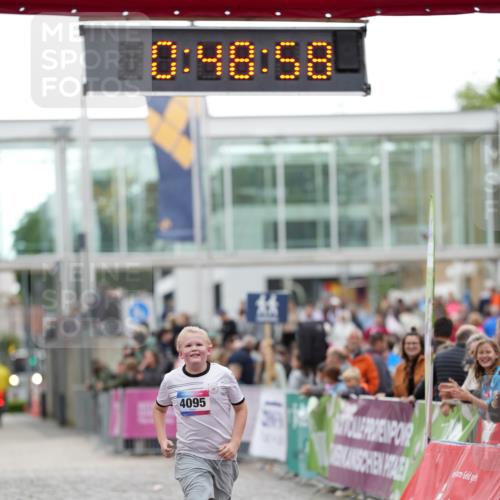 12.06.2026 - Holstenköstenlauf LAZAROV Photography http://msf.ph/oto/9739843 12.06.2026 18:18:56 Laufen 4095 meine-sportfotos.de