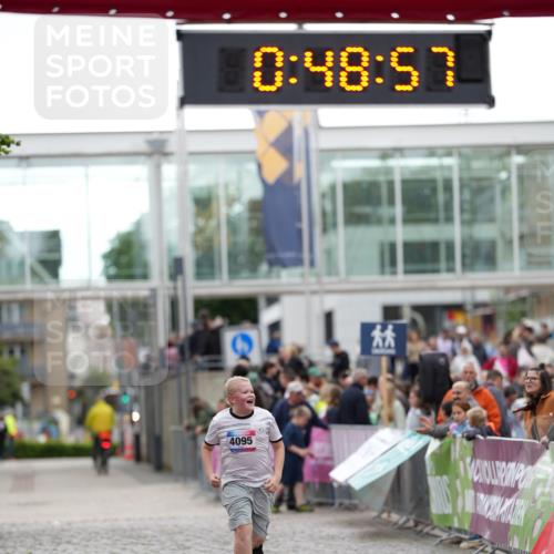 12.06.2026 - Holstenköstenlauf LAZAROV Photography http://msf.ph/oto/9739846 12.06.2026 18:18:55 Laufen 4095 meine-sportfotos.de