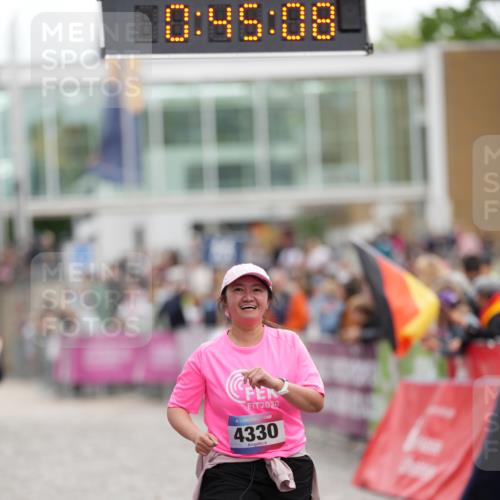 12.06.2026 - Holstenköstenlauf LAZAROV Photography http://msf.ph/oto/9739875 12.06.2026 18:15:06 Laufen 4315, 4330 meine-sportfotos.de