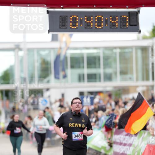 12.06.2026 - Holstenköstenlauf LAZAROV Photography http://msf.ph/oto/9739928 12.06.2026 18:10:45 Laufen 3480 meine-sportfotos.de
