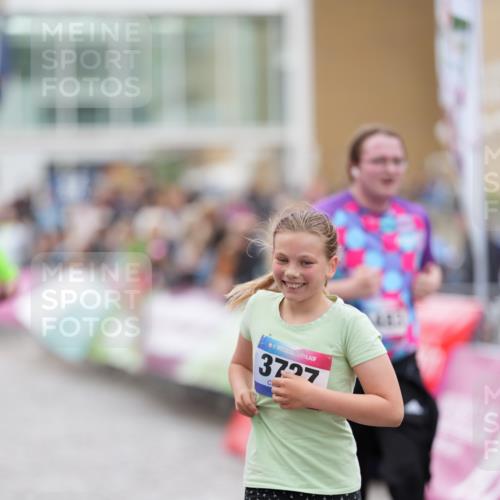 12.06.2026 - Holstenköstenlauf LAZAROV Photography http://msf.ph/oto/9739954 12.06.2026 18:09:27 Laufen 3727, 4200, 4483 meine-sportfotos.de