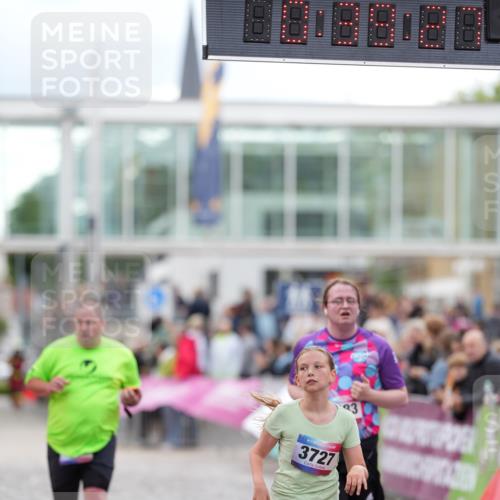 12.06.2026 - Holstenköstenlauf LAZAROV Photography http://msf.ph/oto/9739958 12.06.2026 18:09:25 Laufen 3727, 4200, 4483 meine-sportfotos.de