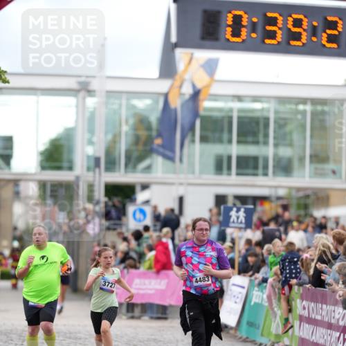 12.06.2026 - Holstenköstenlauf LAZAROV Photography http://msf.ph/oto/9739961 12.06.2026 18:09:23 Laufen 3727 meine-sportfotos.de