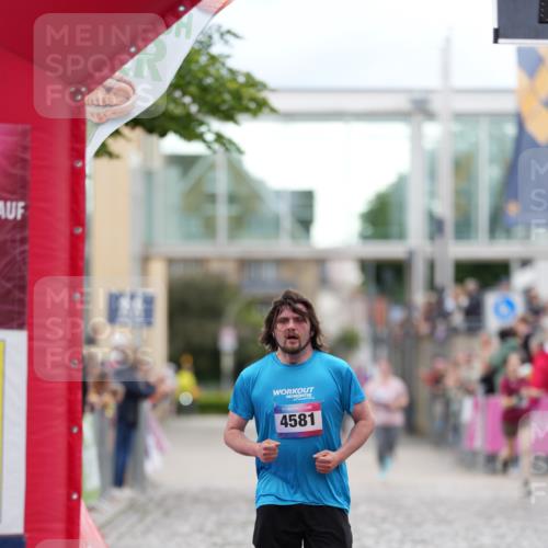 12.06.2026 - Holstenköstenlauf LAZAROV Photography http://msf.ph/oto/9739975 12.06.2026 18:09:01 Laufen 4581 meine-sportfotos.de