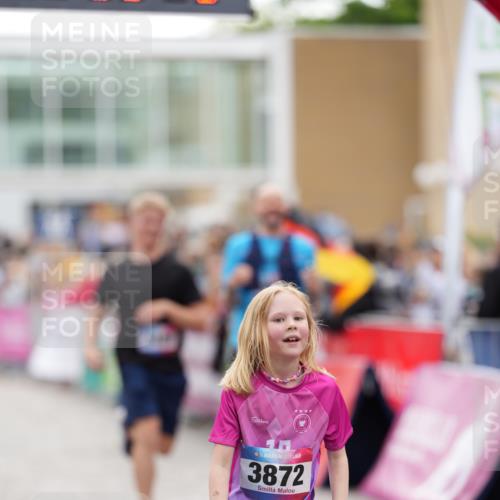 12.06.2026 - Holstenköstenlauf LAZAROV Photography http://msf.ph/oto/9739990 12.06.2026 18:05:08 Laufen 3409, 3616, 3867, 3871, 3872, 3874, 3896, 4539 meine-sportfotos.de
