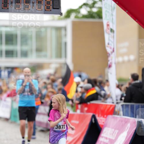 12.06.2026 - Holstenköstenlauf LAZAROV Photography http://msf.ph/oto/9739994 12.06.2026 18:05:06 Laufen 3409, 3616, 3871, 3872, 3874, 3896, 4539 meine-sportfotos.de