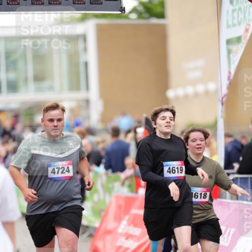 12.06.2026 - Holstenköstenlauf LAZAROV Photography http://msf.ph/oto/9740072 12.06.2026 18:03:35 Laufen 3228, 3675, 3864, 4349, 4618, 4619, 4652, 4653, 4724 meine-sportfotos.de