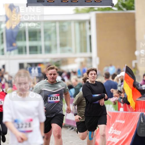 12.06.2026 - Holstenköstenlauf LAZAROV Photography http://msf.ph/oto/9740073 12.06.2026 18:03:34 Laufen 3228, 3675, 3864, 4349, 4618, 4619, 4652, 4653, 4724 meine-sportfotos.de