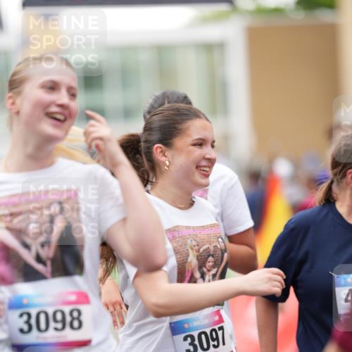 12.06.2026 - Holstenköstenlauf LAZAROV Photography http://msf.ph/oto/9740084 12.06.2026 18:03:18 Laufen 3097, 3098, 3317, 3327, 3414, 3461, 3710, 4028, 4031, 4096, 4279, 4292, 4487, 4632, 4687, 4746, 4901 meine-sportfotos.de