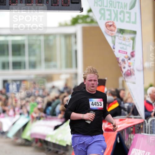 12.06.2026 - Holstenköstenlauf LAZAROV Photography http://msf.ph/oto/9740106 12.06.2026 18:02:56 Laufen 3263, 3399, 3885, 4009, 4025, 4027, 4453, 4626 meine-sportfotos.de