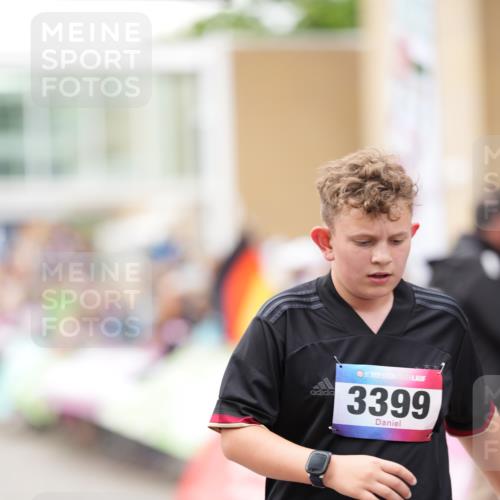12.06.2026 - Holstenköstenlauf LAZAROV Photography http://msf.ph/oto/9740110 12.06.2026 18:02:52 Laufen 3011, 3399, 4009, 4285, 4453, 4677 meine-sportfotos.de