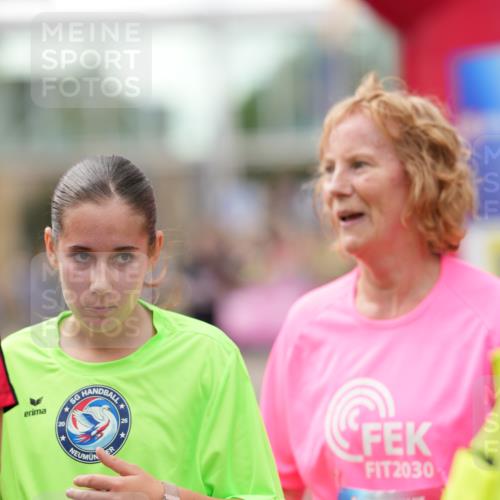 12.06.2026 - Holstenköstenlauf LAZAROV Photography http://msf.ph/oto/9740144 12.06.2026 18:02:18 Laufen 3594, 3775, 3942, 4017, 4298, 4299, 4300, 4306, 4309, 4347, 4452, 4823 meine-sportfotos.de