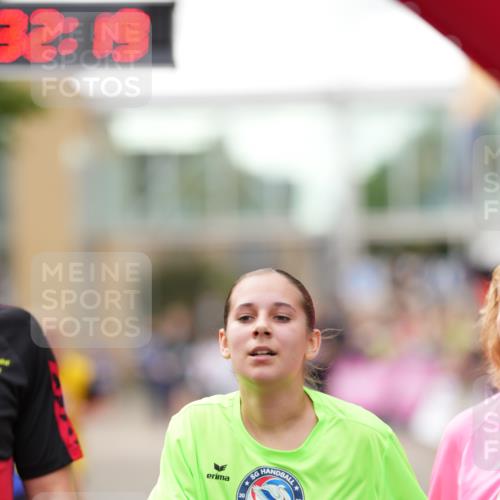 12.06.2026 - Holstenköstenlauf LAZAROV Photography http://msf.ph/oto/9740145 12.06.2026 18:02:17 Laufen 3594, 3775, 3942, 4015, 4017, 4273, 4298, 4299, 4300, 4304, 4306, 4309, 4347, 4452, 4823 meine-sportfotos.de