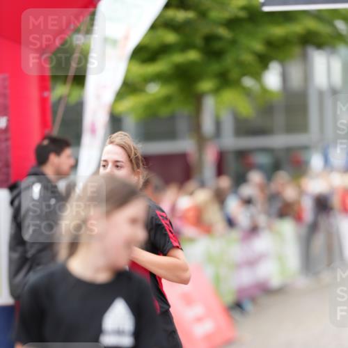 12.06.2026 - Holstenköstenlauf LAZAROV Photography http://msf.ph/oto/9740153 12.06.2026 18:02:06 Laufen 3821, 4003, 4262, 4296, 4297, 4303, 4320, 4502, 4701 meine-sportfotos.de