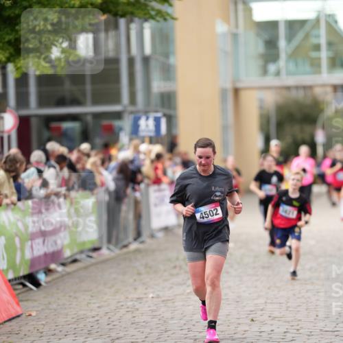 12.06.2026 - Holstenköstenlauf LAZAROV Photography http://msf.ph/oto/9740160 12.06.2026 18:01:59 Laufen 3381, 3821, 4002, 4502, 4735 meine-sportfotos.de