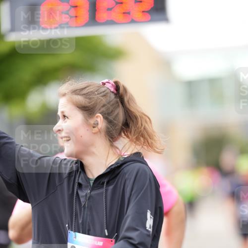 12.06.2026 - Holstenköstenlauf LAZAROV Photography http://msf.ph/oto/9740199 12.06.2026 18:01:20 Laufen 3073, 3229, 3435, 3466, 3467, 3547, 3607, 3811, 3963, 3965, 4037, 4316, 4564, 4591, 4638, 4672 meine-sportfotos.de
