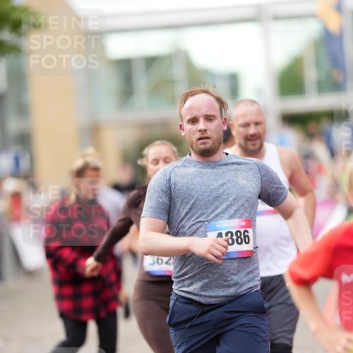 12.06.2026 - Holstenköstenlauf LAZAROV Photography http://msf.ph/oto/9740214 12.06.2026 18:01:07 Laufen 3001, 3100, 3544, 3589, 3628, 3637, 3999, 4013, 4407, 4886 meine-sportfotos.de