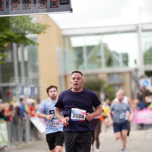 12.06.2026 - Holstenköstenlauf LAZAROV Photography http://msf.ph/oto/9740219 12.06.2026 18:01:03 Laufen 3100, 3589, 3628, 3686, 4886 meine-sportfotos.de