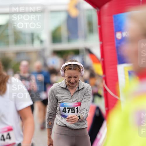 12.06.2026 - Holstenköstenlauf LAZAROV Photography http://msf.ph/oto/9740267 12.06.2026 18:00:13 Laufen 3134, 3144, 3286, 3385, 3601, 3623, 3801, 3846, 3873, 4201, 4402, 4741, 4751 meine-sportfotos.de