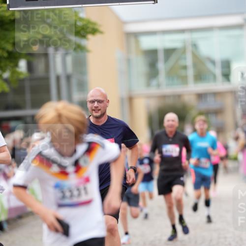 12.06.2026 - Holstenköstenlauf LAZAROV Photography http://msf.ph/oto/9740349 12.06.2026 17:58:52 Laufen 3296, 3298, 3326, 3331, 3402, 3517, 3901, 4054, 4272, 4521, 4534, 4694 meine-sportfotos.de