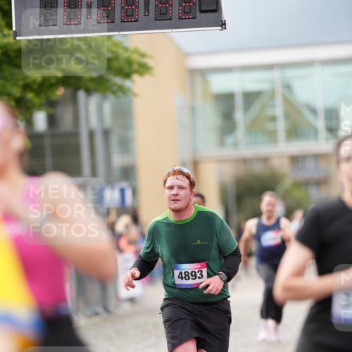 12.06.2026 - Holstenköstenlauf LAZAROV Photography http://msf.ph/oto/9740361 12.06.2026 17:58:40 Laufen 3153, 3462, 4026, 4045, 4103, 4319, 4505, 4740, 4893 meine-sportfotos.de