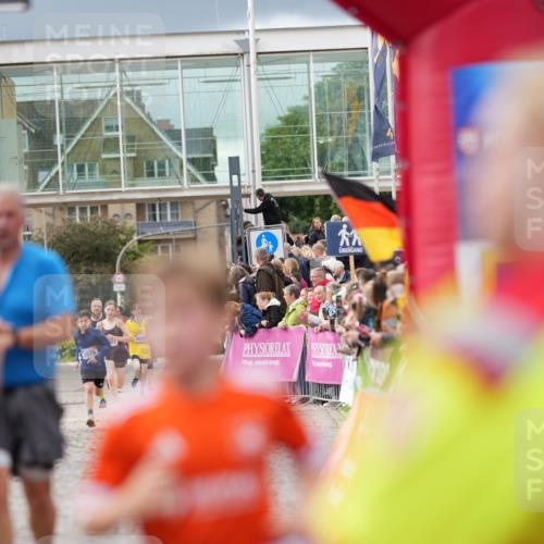 12.06.2026 - Holstenköstenlauf LAZAROV Photography http://msf.ph/oto/9740378 12.06.2026 17:58:24 Laufen 3161, 3370, 3457, 4058, 4234, 4295, 4310, 4458, 4779 meine-sportfotos.de