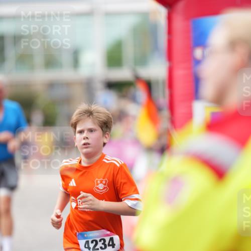 12.06.2026 - Holstenköstenlauf LAZAROV Photography http://msf.ph/oto/9740379 12.06.2026 17:58:24 Laufen 3161, 3370, 3457, 4058, 4234, 4295, 4310, 4458, 4779 meine-sportfotos.de