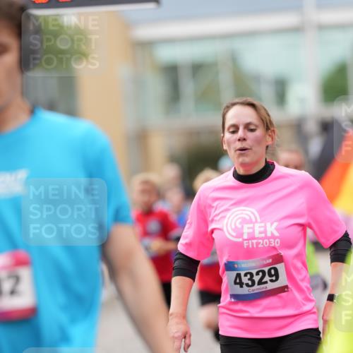 12.06.2026 - Holstenköstenlauf LAZAROV Photography http://msf.ph/oto/9740405 12.06.2026 17:57:59 Laufen 3312, 3463, 3571, 3747, 3869, 3880, 3894, 4007, 4033, 4220, 4329, 4406, 4532, 4585, 4604, 4660, 4782, 4910, 4911 meine-sportfotos.de