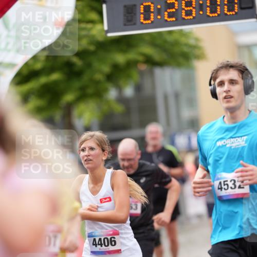 12.06.2026 - Holstenköstenlauf LAZAROV Photography http://msf.ph/oto/9740407 12.06.2026 17:57:58 Laufen 3463, 3571, 3747, 3869, 4007, 4220, 4329, 4406, 4532, 4585, 4604, 4660, 4704, 4782, 4910, 4911, 4912 meine-sportfotos.de