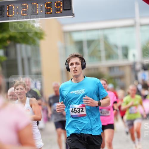 12.06.2026 - Holstenköstenlauf LAZAROV Photography http://msf.ph/oto/9740408 12.06.2026 17:57:57 Laufen 3248, 3463, 3571, 3869, 4007, 4220, 4329, 4406, 4532, 4585, 4604, 4660, 4704, 4782, 4910, 4911, 4912 meine-sportfotos.de