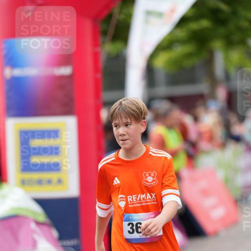 12.06.2026 - Holstenköstenlauf LAZAROV Photography http://msf.ph/oto/9740420 12.06.2026 17:57:46 Laufen 3318, 3664, 3667, 3752, 3814, 4071, 4503, 4726 meine-sportfotos.de