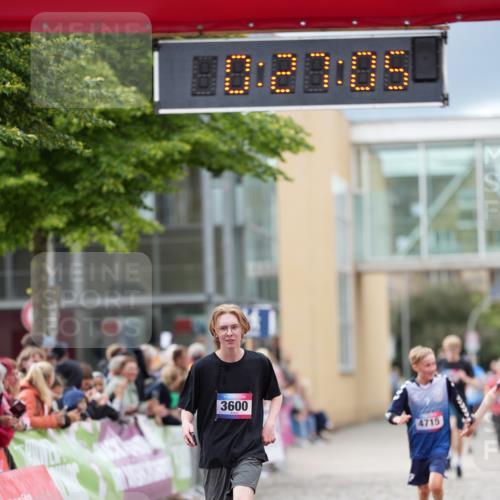 12.06.2026 - Holstenköstenlauf LAZAROV Photography http://msf.ph/oto/9740470 12.06.2026 17:57:03 Laufen 3600, 4715, 4716 meine-sportfotos.de